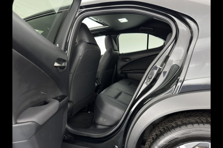 Lexus UX 300e Luxury 54 kWh (INCL.BTW)  Aut. *PANO | LEATHER | FULL-LED | ADAPTIVE-CRUISE | CAMERA | KEYLESS | NAVI-FULLMAP | DAB+ | PRIVACY-GLASS | ECC | PDC | 17''ALU*