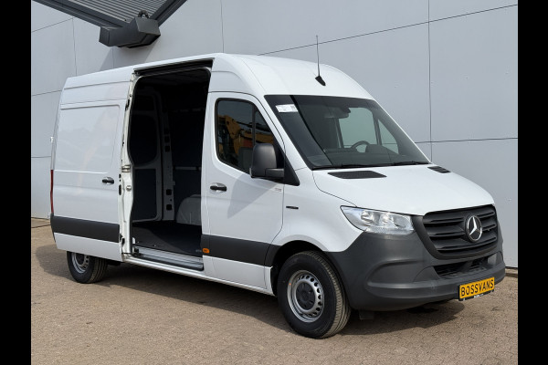 Mercedes-Benz eSprinter 312 55kWh L2H2 Elektrisch 168 km WLTP 97,1% (SOH) 80kW Snelladen Climate Control Camera Stoelverwarming Laadkabel
