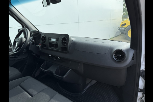 Mercedes-Benz eSprinter 312 55kWh L2H2 Elektrisch 168 km WLTP 97,1% (SOH) 80kW Snelladen Climate Control Camera Stoelverwarming Laadkabel