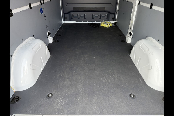 Mercedes-Benz eSprinter 312 55kWh L2H2 Elektrisch 168 km WLTP 97,1% (SOH) 80kW Snelladen Climate Control Camera Stoelverwarming Laadkabel