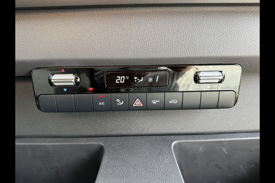 Mercedes-Benz eSprinter 312 55kWh L2H2 Elektrisch 168 km WLTP 97,1% (SOH) 80kW Snelladen Climate Control Camera Stoelverwarming Laadkabel