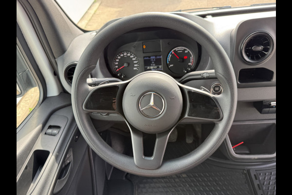Mercedes-Benz eSprinter 312 55kWh L2H2 Elektrisch 168 km WLTP 97,1% (SOH) 80kW Snelladen Climate Control Camera Stoelverwarming Laadkabel