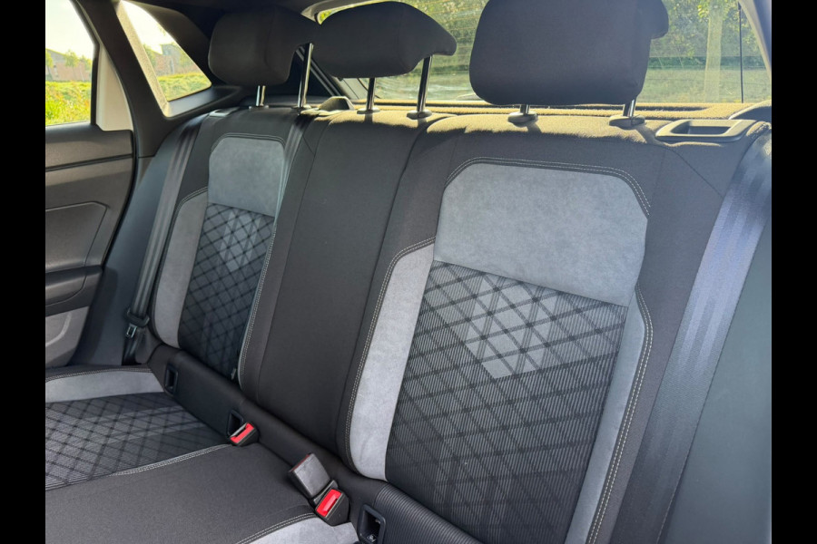 Volkswagen Polo 1.0 TSI R-Line Business