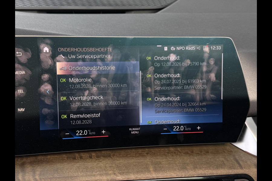 BMW 2 Serie Active Tourer 225e xDrive Luxury Line 17"/Leder + memory/Panoramadak/Stoelmassage/Harman Kardon/Camera/Head-up/Apple Carplay & Android Auto