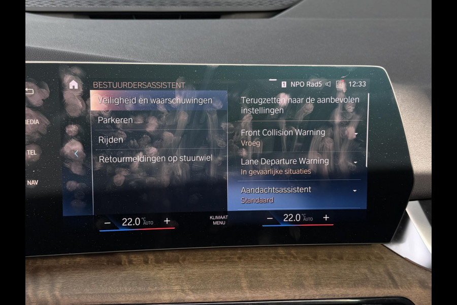 BMW 2 Serie Active Tourer 225e xDrive Luxury Line 17"/Leder + memory/Panoramadak/Stoelmassage/Harman Kardon/Camera/Head-up/Apple Carplay & Android Auto