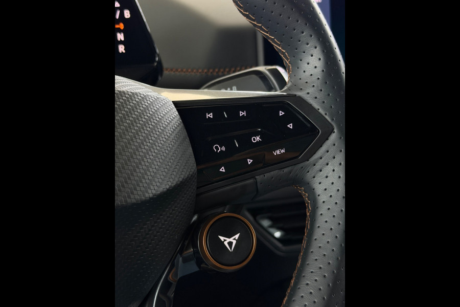 CUPRA Born Performance 82 kWh HuD Camera 231pk