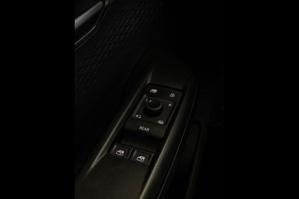 CUPRA Born Performance 82 kWh HuD Camera 231pk