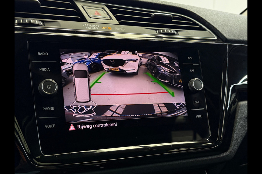 Volkswagen Touran 1.5 TSI Highline 7p Carplay Panorama