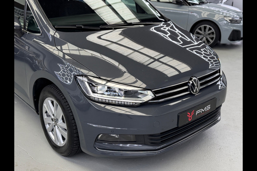 Volkswagen Touran 1.5 TSI Highline 7p Carplay Panorama