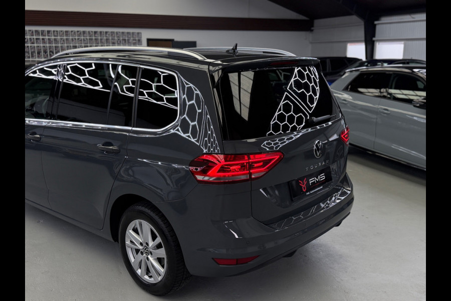 Volkswagen Touran 1.5 TSI Highline 7p Carplay Panorama