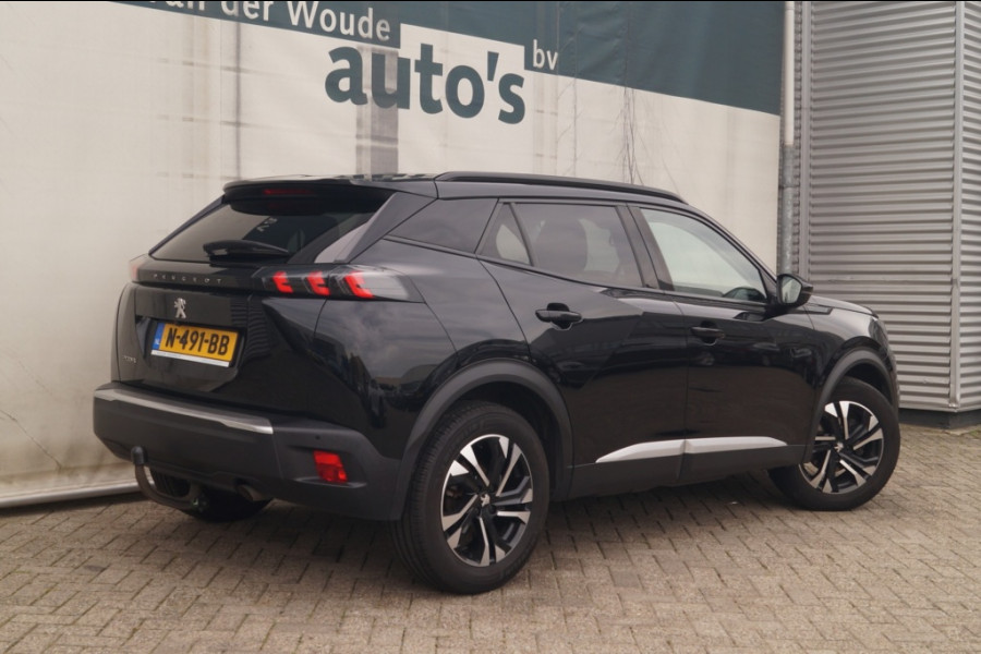 Peugeot 2008 1.2 PureTech Allure -NAVI-ECC-CAM-TREKHAAK-PDC-