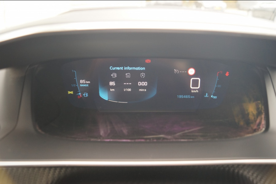 Peugeot 2008 1.2 PureTech Allure -NAVI-ECC-CAM-TREKHAAK-PDC-