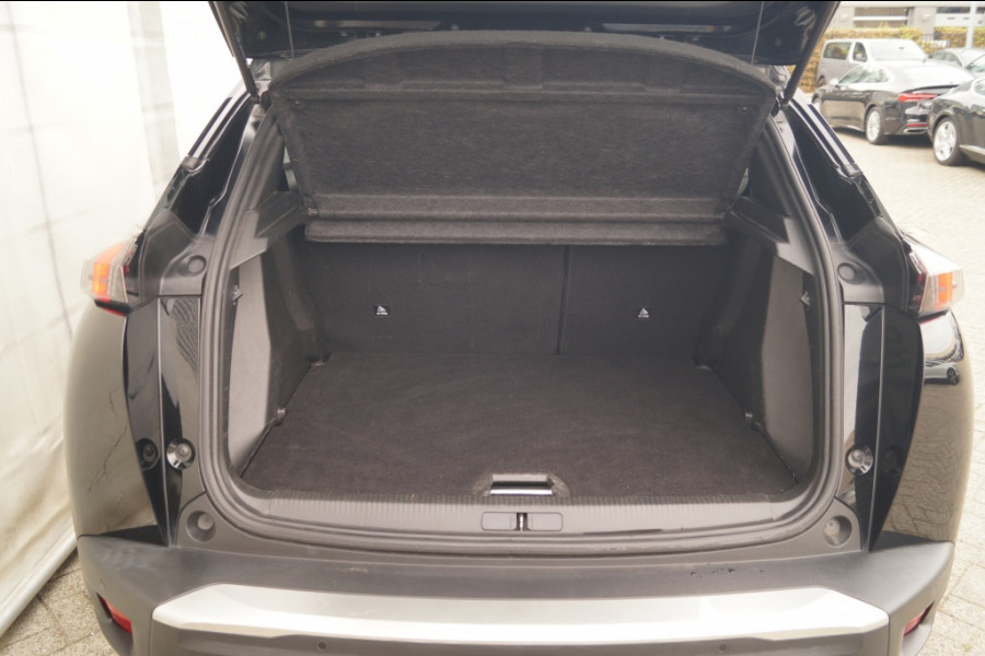 Peugeot 2008 1.2 PureTech Allure -NAVI-ECC-CAM-TREKHAAK-PDC-