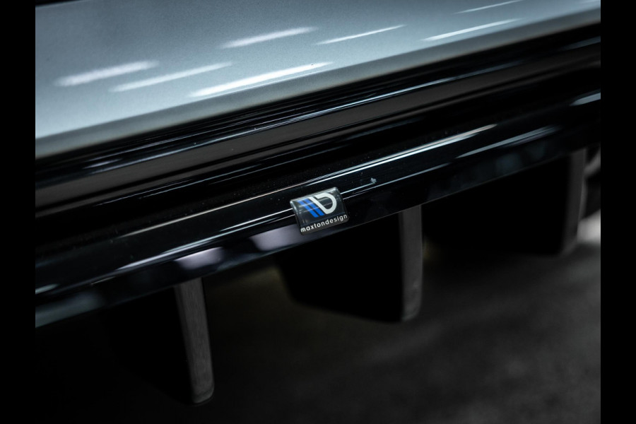 Volkswagen T-Roc 2.0 TSI 4Motion R Vol uitgevoerde T-roc met Akra uiterst netjes onderhouden
