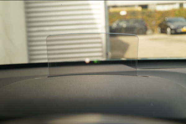 Hyundai Kona EV Premium 64 kWh -SOH92%-LEER-NAVI-ECC-CAM-