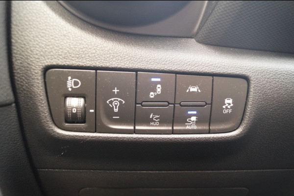 Hyundai Kona EV Premium 64 kWh -SOH92%-LEER-NAVI-ECC-CAM-