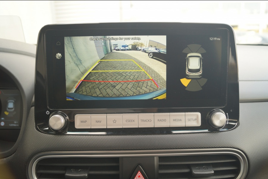 Hyundai Kona EV Premium 64 kWh -SOH92%-LEER-NAVI-ECC-CAM-