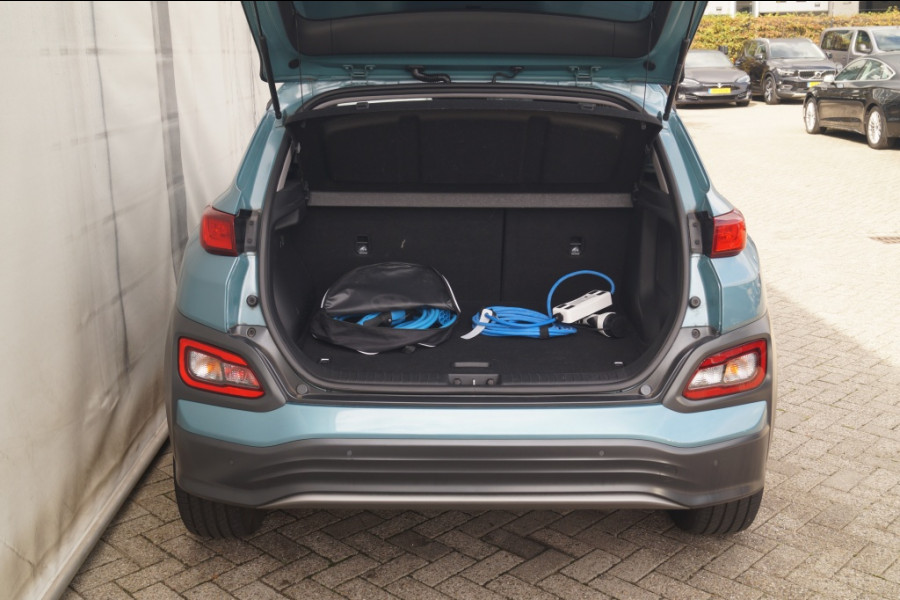 Hyundai Kona EV Premium 64 kWh -SOH92%-LEER-NAVI-ECC-CAM-