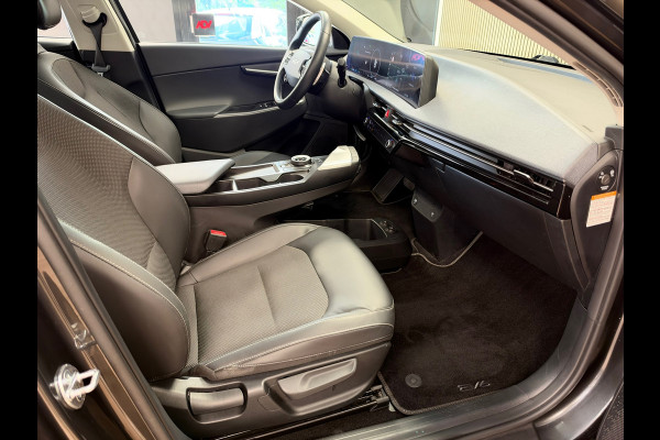 Kia Ev6 Plus AWD 77.4 kWh 325PK SOH 100% 506KM Bereik NAVIGATIE ADAPTIVE CRUISE CAMERA CLIMATE CONTROL LED CARPLAY