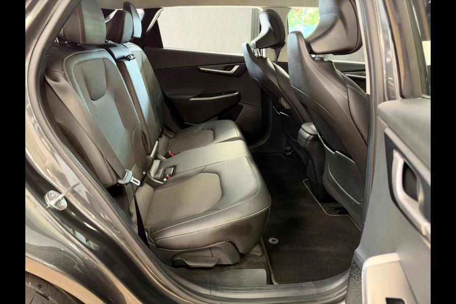 Kia Ev6 Plus AWD 77.4 kWh 325PK SOH 100% 506KM Bereik NAVIGATIE ADAPTIVE CRUISE CAMERA CLIMATE CONTROL LED CARPLAY
