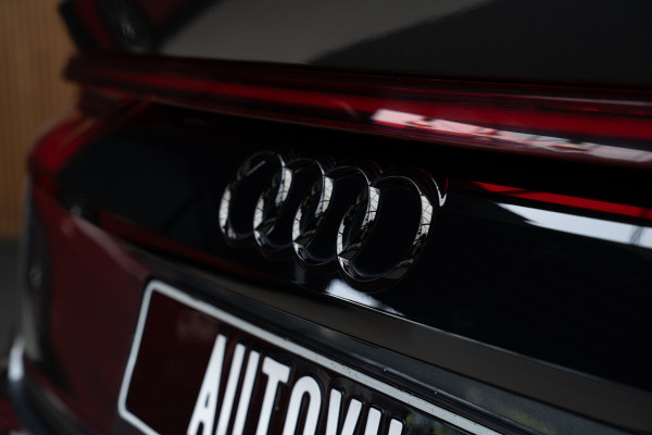 Audi RS Q8 4.0 TFSI B&O HUD Massage Keramisch Softclose ACC PDC Nachtzicht RS Seats Keyless 360 Camera Stoelventilatie Elektr. achterklep Memory seats Elektr. trekhaak Navi Niveauregeling Alcantara binnenhemel Stoelverwarming LM velgen