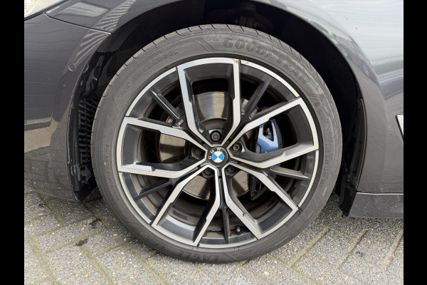 BMW 5 Serie Touring 530i High Executive Edition M-Sport | Panoramadak | Harmon Kardon | Head-up | 360* Camera |