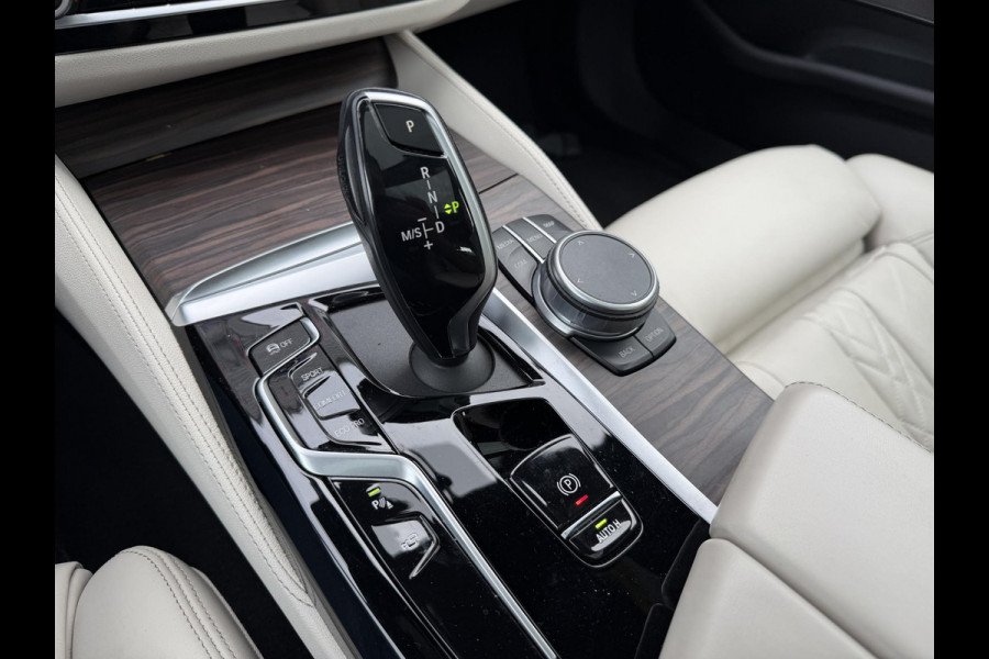 BMW 5 Serie Touring 530i High Executive Edition M-Sport | Panoramadak | Harmon Kardon | Head-up | 360* Camera |