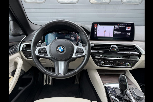 BMW 5 Serie Touring 530i High Executive Edition M-Sport | Panoramadak | Harmon Kardon | Head-up | 360* Camera |