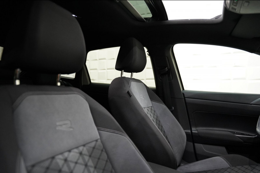 Volkswagen Taigo 1.0 TSI 2x R Line PANO VIRTUAL BEATS ACC