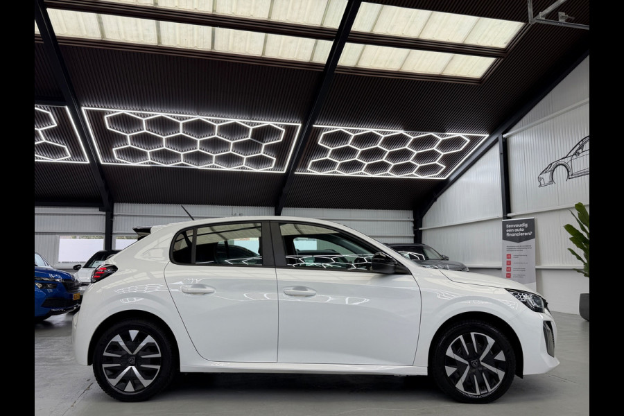 Peugeot 208 1.2 Hybrid 110 e-DCS6 Active CarPlay