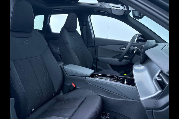 Audi Q3 1.5 e-hybrid S edition 272 pk S-tronic | Verlengde garantie | Navigatie | Panoramadak | Trekhaak (wegklapbaar) | Achteruitrijcamera | Stoelverwarming | Keyless | S-Line