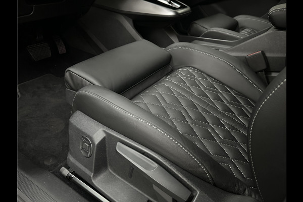 Audi Q4 e-tron 40 S-Line | Sportstoelen | Headup | Leder | 20" | MMI Pro | Zwarte hemelbekleding | 6x Q4 OP VOORRAAD! | Wegklapbare Trekhaak | Privacyglas | Btw auto | 28885,= ex btw. | Bovag garantie.