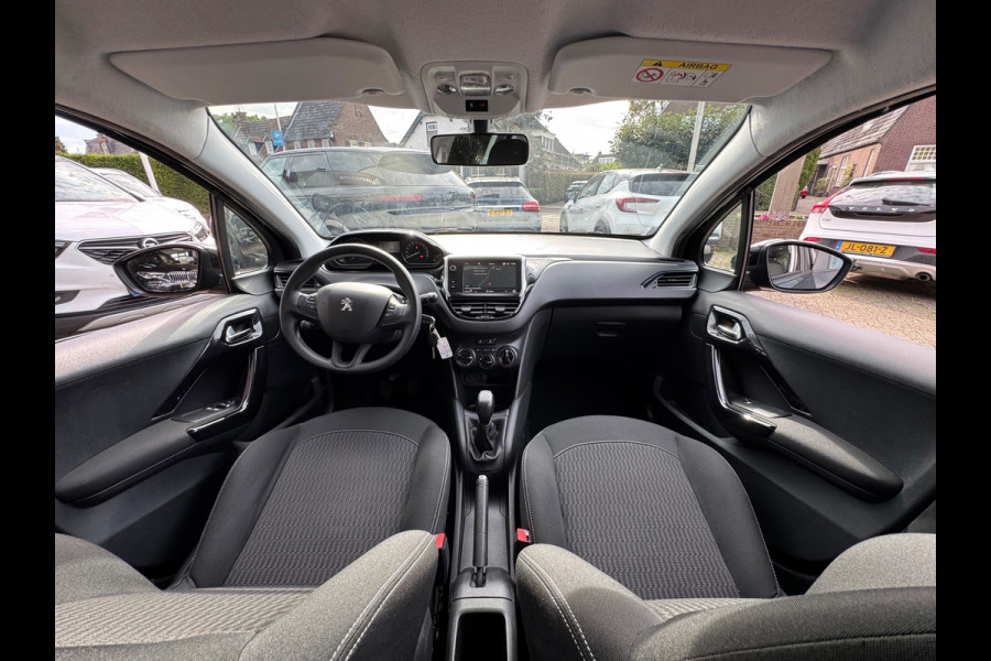 Peugeot 208 1.2 PureTech Active 2018 ZWART AIRCO APK NAP!