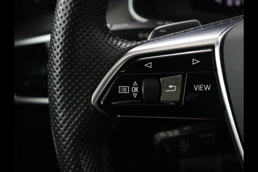 Audi A6 Avant 55 TFSI e quattro Competition | S-Line | SOH 83.4% | Panoramadak | Adaptive cruise | Carplay | Memory | Leder/alcantara | Stoelverwarming | Virtual dashboard | Climate control |