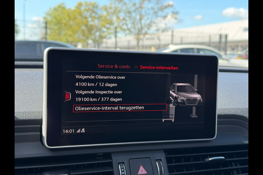 Audi Q5 3.0 TFSI SQ5 quattro Pro Line Plus | Bang & Olufsen | RS Leer | Luchtvering | Panoramadak | Stoelverwarming | Carbon | Head-Up Display | Adaptive Cruise Control | Apple Carplay | 360 Camera | Standkachel | Trekhaak | Memory Se