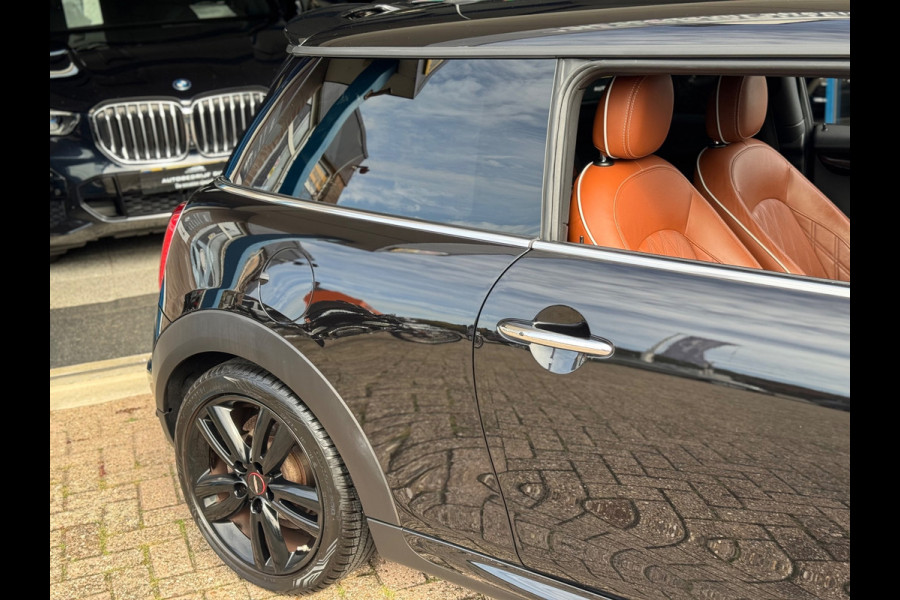 MINI 3-deurs 1.5 Cooper JCW 2019 ZWART NAVI LEDER LM NAP!