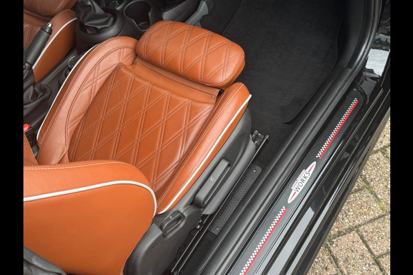 MINI 3-deurs 1.5 Cooper JCW 2019 ZWART NAVI LEDER LM NAP!
