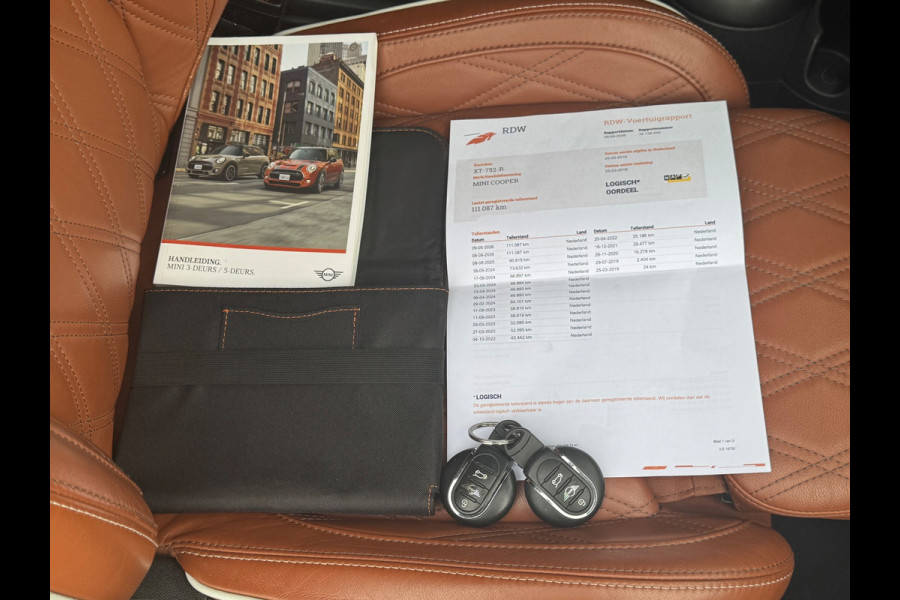 MINI 3-deurs 1.5 Cooper JCW 2019 ZWART NAVI LEDER LM NAP!