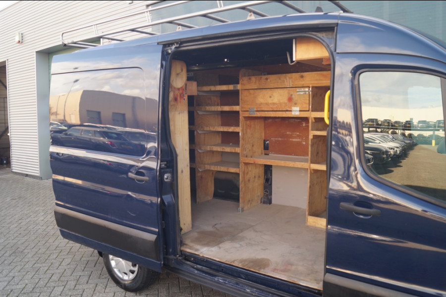 Ford Transit 330 2.0 TDCI 130pk L2-H2 Trend -AIRCO-PDC-NAVI-