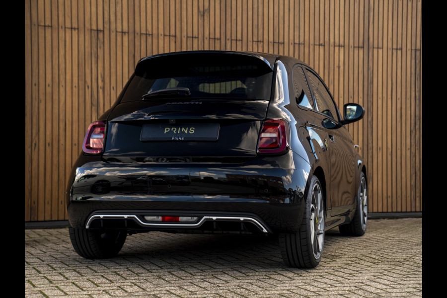 Abarth 500 Turismo 42 kWh | Panoramadak | Stoelverwarming | Camera