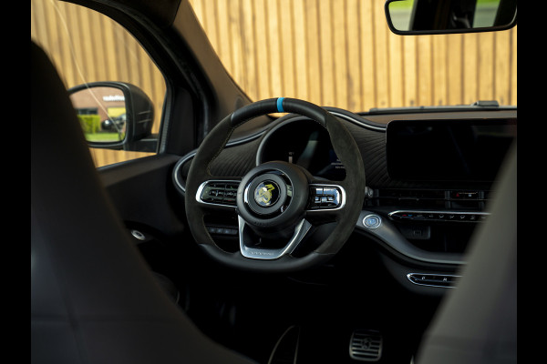 Abarth 500 Turismo 42 kWh | Panoramadak | Stoelverwarming | Camera