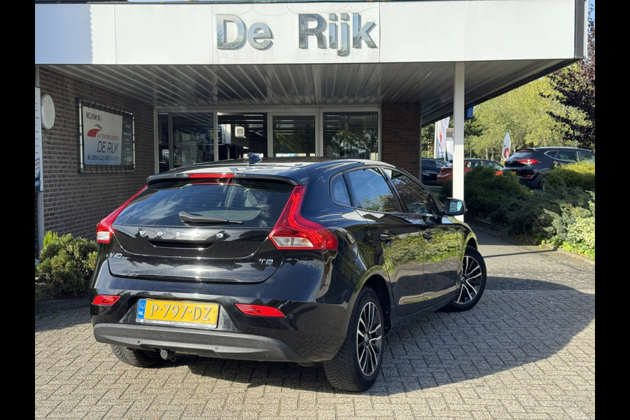 Volvo V40 2.0 T2 Momentum | Navi, PDC, Cruise, Trekhaak afn., Climate |