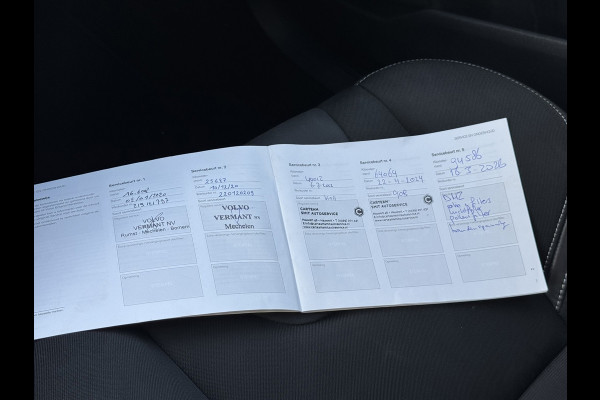 Volvo V40 2.0 T2 Momentum | Navi, PDC, Cruise, Trekhaak afn., Climate |