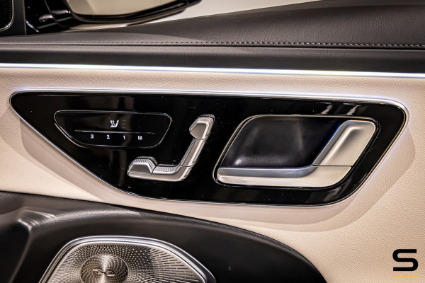 Mercedes-Benz E-Klasse Estate 300 e Exclusive Line|Pano|Full