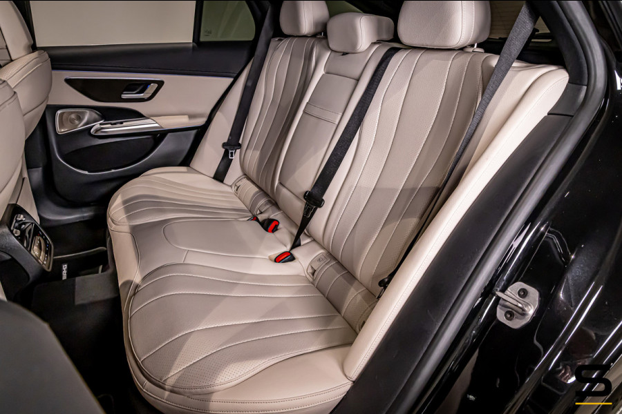 Mercedes-Benz E-Klasse Estate 300 e Exclusive Line|Pano|Full