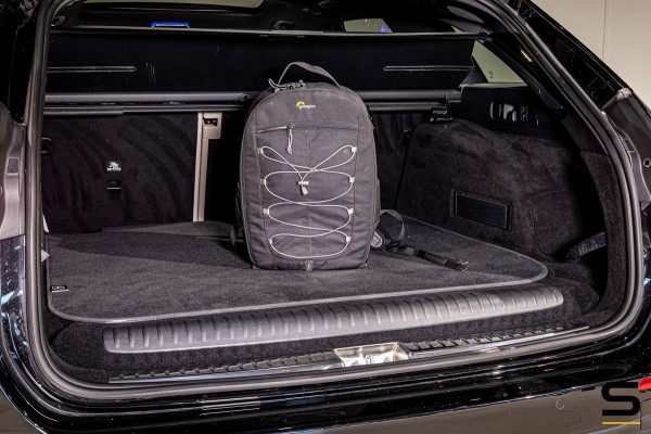 Mercedes-Benz E-Klasse Estate 300 e Exclusive Line|Pano|Full