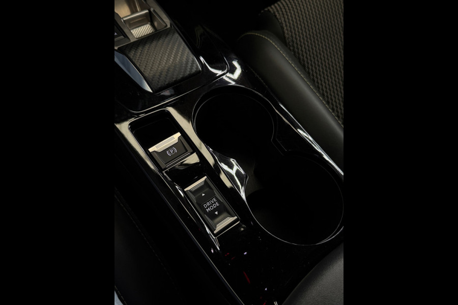 Peugeot 2008 1.2 PureTech 130 GT CarPlay Trekhaak Camera