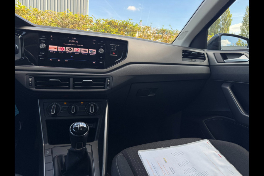 Volkswagen Polo 1.0 MPI Comfortline TREKHAAK / CARPLAY / NAVI / CRUISE / NL AUTO MET NAP