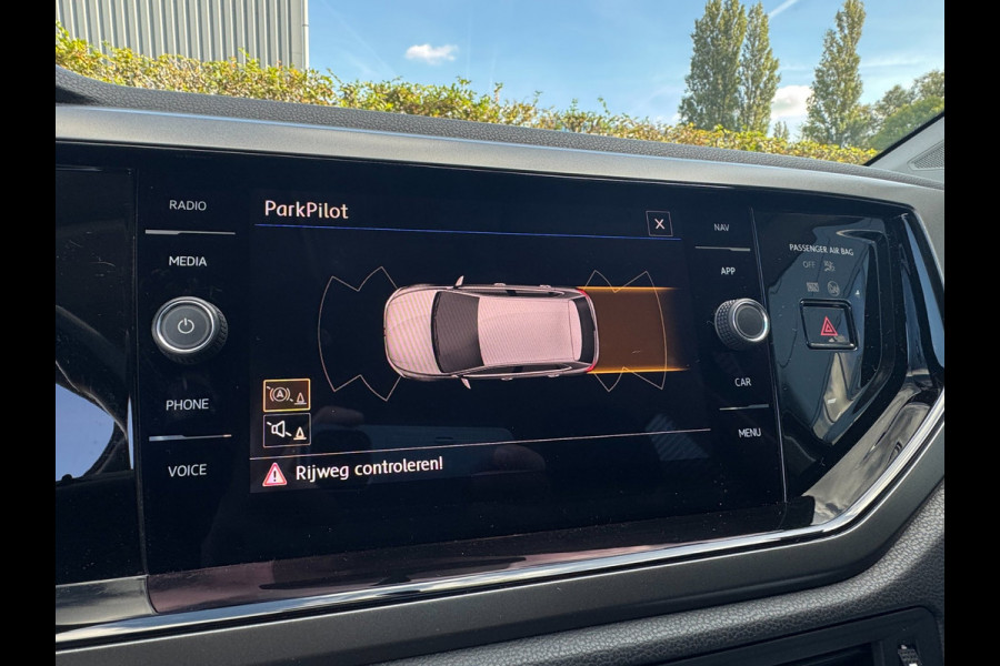 Volkswagen Polo 1.0 MPI Comfortline TREKHAAK / CARPLAY / NAVI / CRUISE / NL AUTO MET NAP