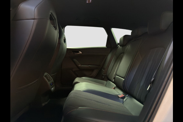 CUPRA Leon Sportstourer 1.4 e-Hybrid VZ Performance|Keyless|Matrix LED|Camera|Kuipstoelen